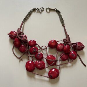 Red 16 inch Kenneth Cole chunky beaded pre-owned necklace